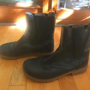 Bogs, Leather Waterproof Boots, Size 7.5
